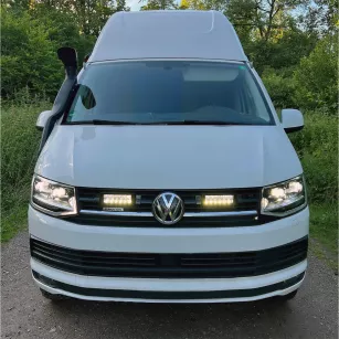 VW T6 Multivan - dedykowany zestaw lamp LP-TRX3-7E z mocowaniem na atrapie chłodnicy