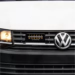 VW T6 Transporter - dedykowany zestaw lamp LP-TRX3-7E z mocowaniem na atrapie chłodnicy - 3